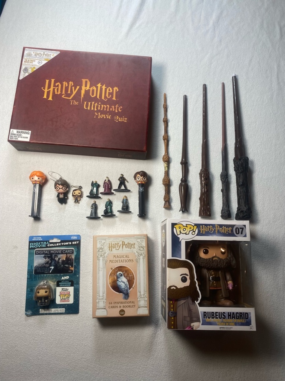 Harry Potter Rubeus Hagrid Collectible Playset - Brown Wand & Figurines